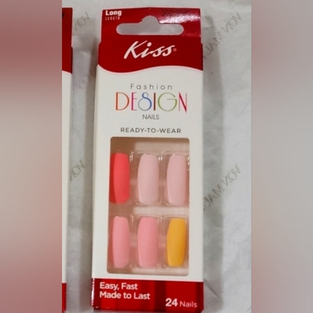 Kiss press on nails